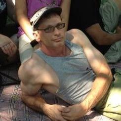 Profile Picture of Gary Roach (@tree_dr) on Twitter