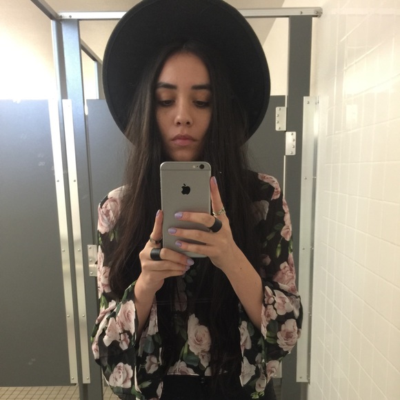 Profile Picture of Brandy Keller (@brandy654) on Poshmark