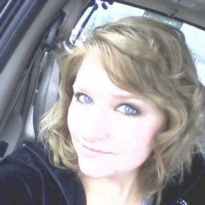 Profile Picture of Lisa Irby (@Herbinator27) on Twitter