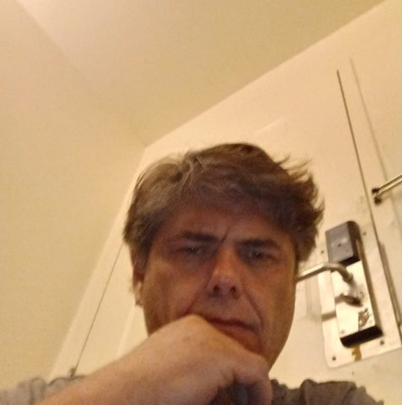 Profile Picture of Jeff Hutchison (@jeffhutchison) on Poshmark