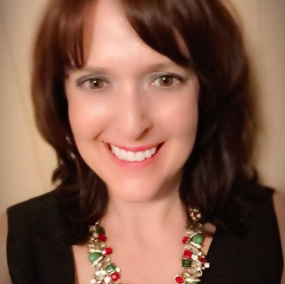 Profile Picture of Pam Patterson (@ppatterson4) on Poshmark