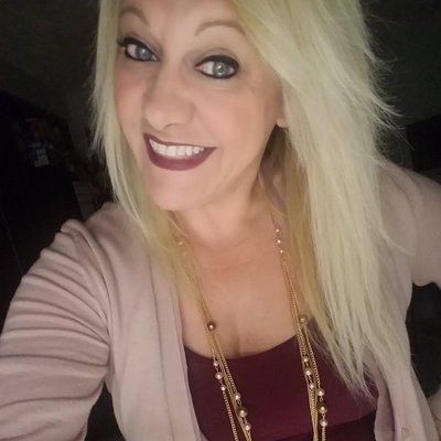 Profile Picture of April Harkness (@LadyG_2011) on Twitter