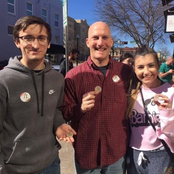 Kevin Roberts - Poshmark Profile Picture of Kevin Roberts (@ktrobertstbn) on Poshmark