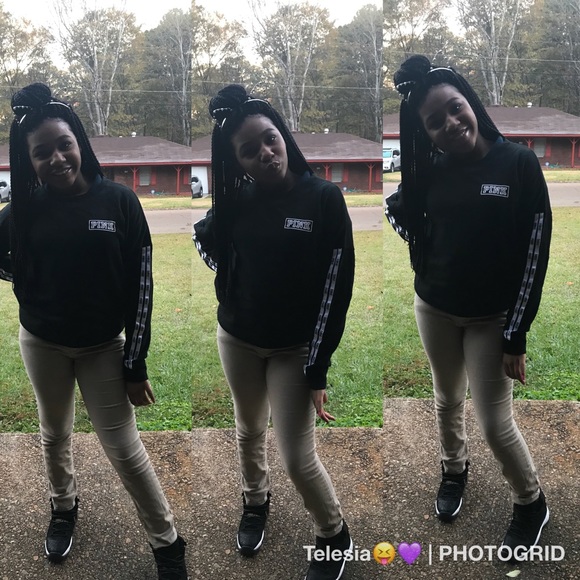 Telesia Bracey - Poshmark Profile Picture of Telesia Bracey (@only1telesia) on Poshmark