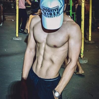 Profile Picture of Sean Matthew Garcia (@wolfe_erwin) on Twitter