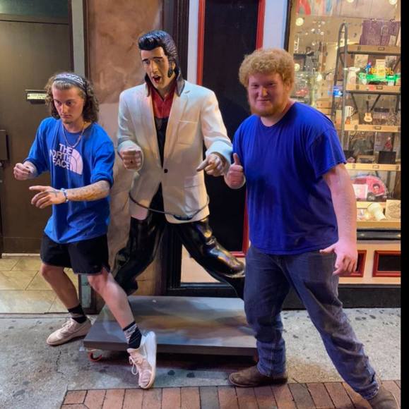 Profile Picture of Bryan Haley (@bryguy1544) on Poshmark