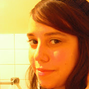 Profile Picture of Clarissa Moore (@ThelittleMoore) on Youtube