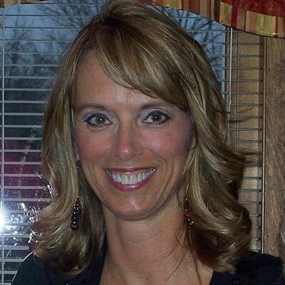 Profile Picture of Kimberly Johnson (@kimbrueckner) on Twitter