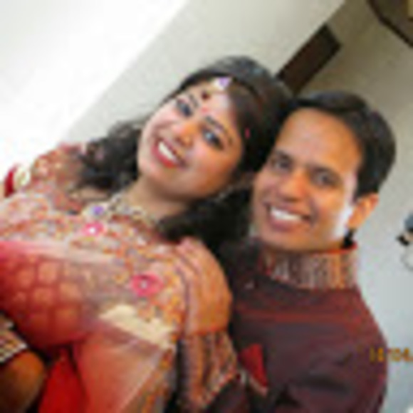 Profile Picture of Raavi Agarwal (@raaviagarwal) on Poshmark