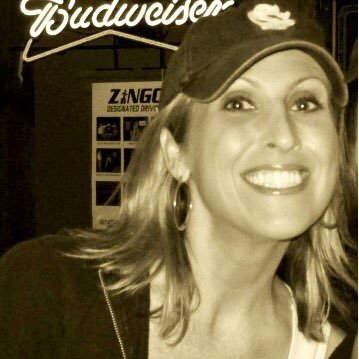 Profile Picture of Jo Wolf (@jwolf7772) on Twitter