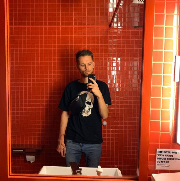 Profile Picture of Connar Funck (@connarfunck) on Poshmark