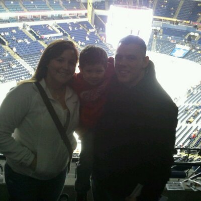 Profile Picture of Robert McGrady (@Mcgrady42) on Twitter