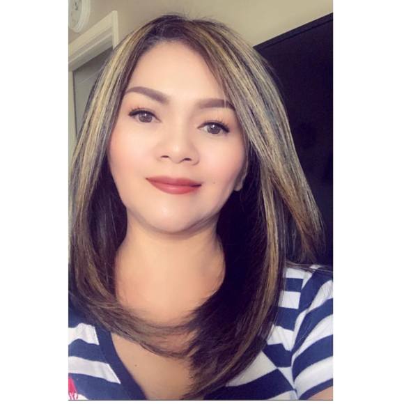 Profile Picture of Ruby Domingo (@kirtsma) on Poshmark