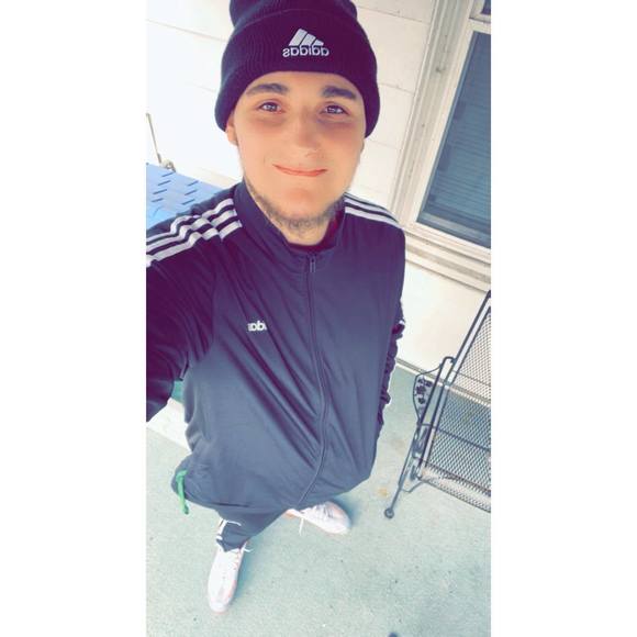 Profile Picture of Justin Heckert (@jheckert5) on Poshmark