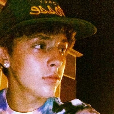 Profile Picture of It's Me (@dilly_cee) on Twitter