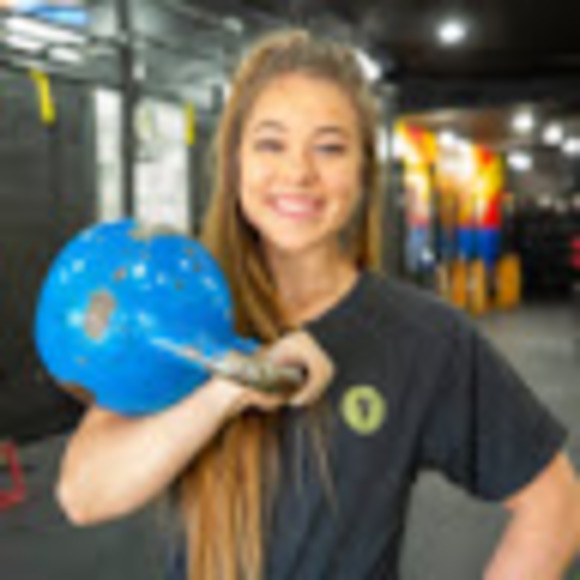 Profile Picture of Renee Neishi (@reneeneishi) on Poshmark