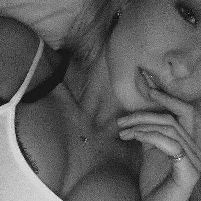 Profile Picture of Maria Pfeifer (@Support_ISP) on Twitter