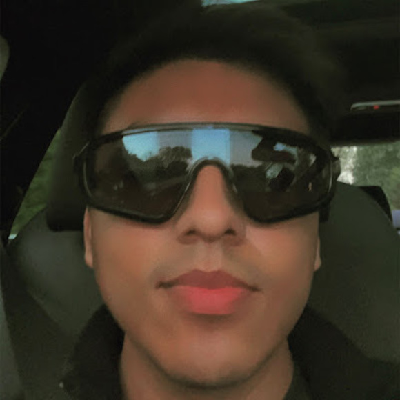 Profile Picture of Wilson Rivera (@yoitzwilson) on Poshmark