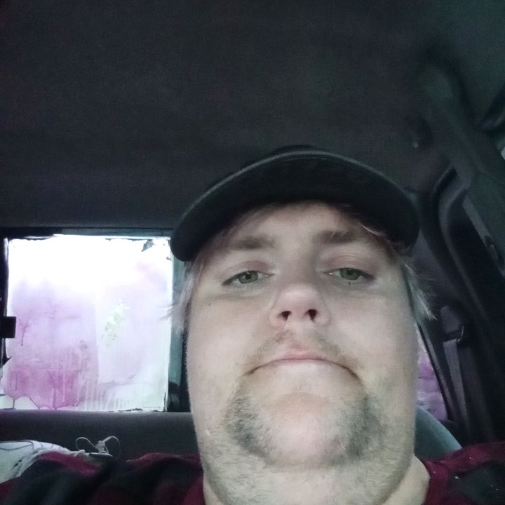 Profile Picture of scott beeler (@hossbeeler) on Tiktok