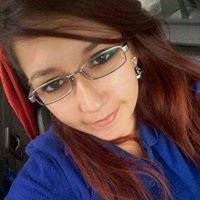 Profile Picture of Victoria (@vickytobar87) on Twitter