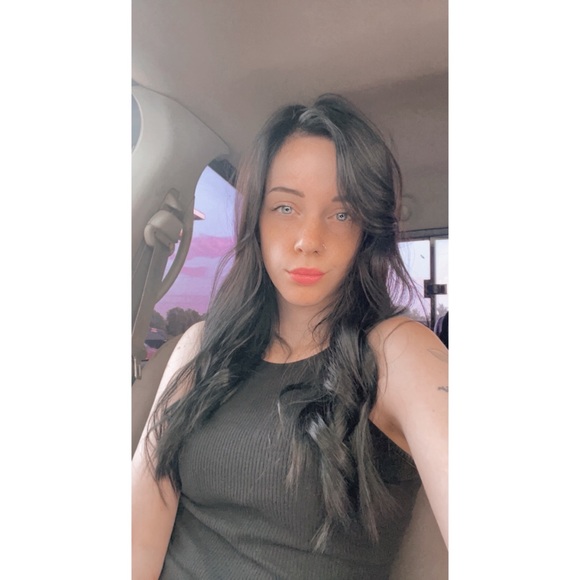 Profile Picture of Kendra Hopper (@hopperkendra97) on Poshmark