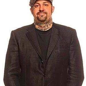 Profile Picture of Mark Winnie (@MarkWinnie458) on Twitter