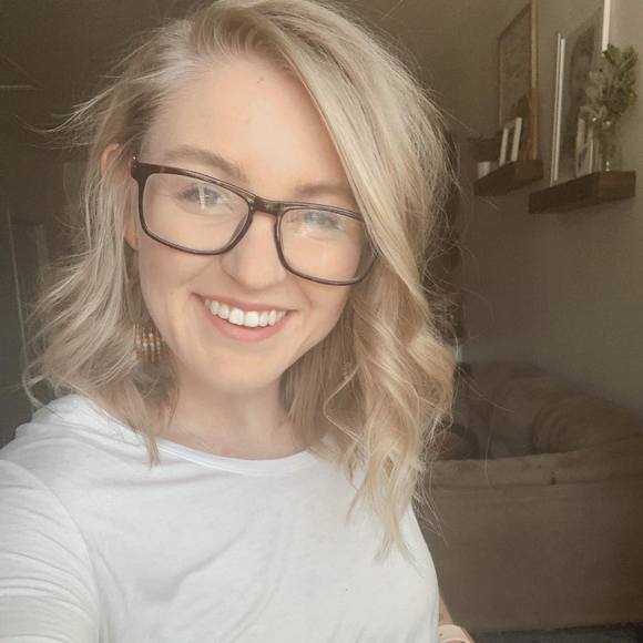 Profile Picture of Tera Leonard (@terachantelle) on Poshmark