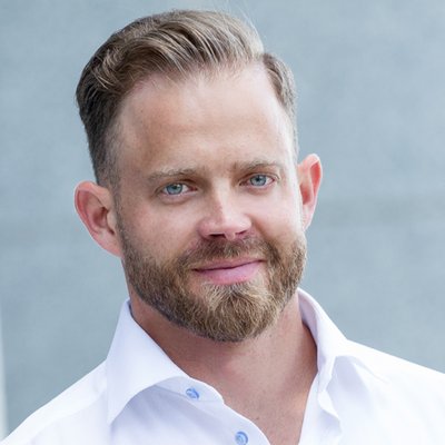 Profile Picture of Steve Holbrook (@holbrooksworld) on Twitter