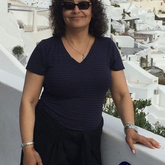 Atousa Badgett - Poshmark Profile Picture of Atousa Badgett (@atousabadgett) on Poshmark