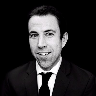 Profile Picture of Matt McCue (@MattMcCueWriter) on Twitter