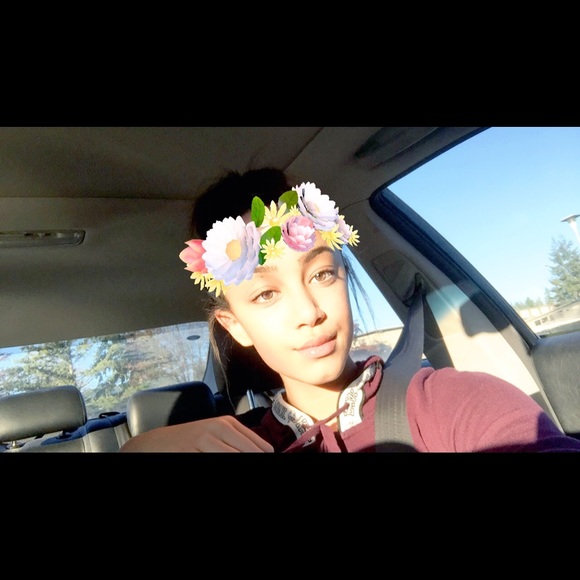 Profile Picture of Ayanna Selembo (@ayannaselembo) on Poshmark