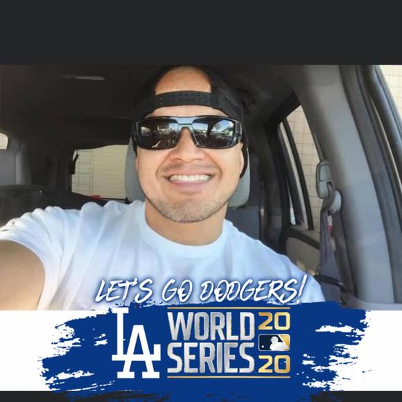 Profile Picture of Ray Alcantar (@lvemycrakr) on Poshmark