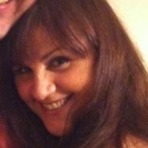 Profile Picture of Josefina Alvarez (@alvarezj914) on Poshmark