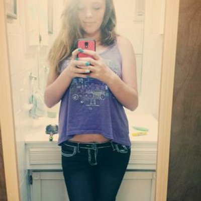 Profile Picture of Jolene Armstrong (@babyangeleyes20) on Twitter