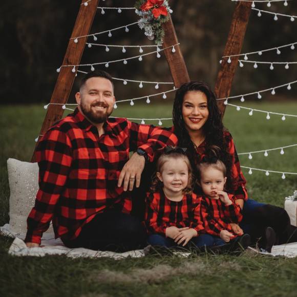 Profile Picture of Genesis Baez (@geniday) on Poshmark