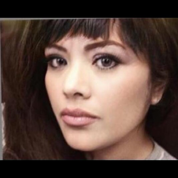 Profile Picture of Linnette Ximenez (@linnettelima48) on Poshmark