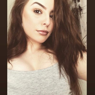 Profile Picture of Vicky Nicholson (@princesss_vicky) on Twitter