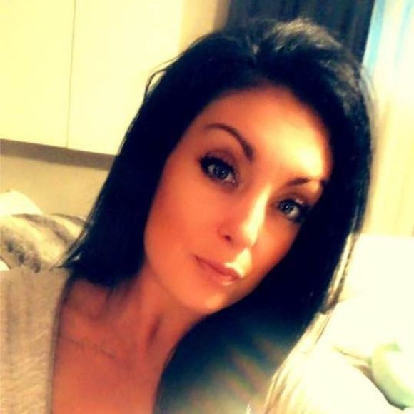 Profile Picture of Nicolina Gennaro (@nicolinagennaro) on Poshmark