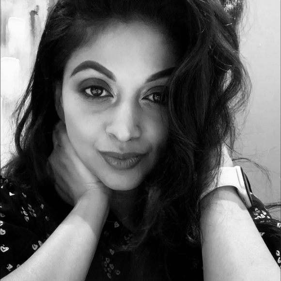 Profile Picture of Nerissa Persaud (@nerissapersaud) on Poshmark