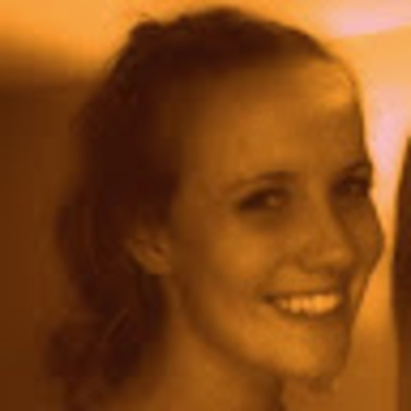 Profile Picture of Mackenzie Schnurr (@mhschnurr) on Poshmark