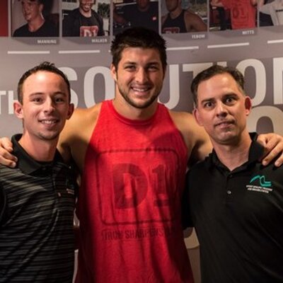 Profile Picture of Christopher Lougheed (@DrLougheed) on Twitter