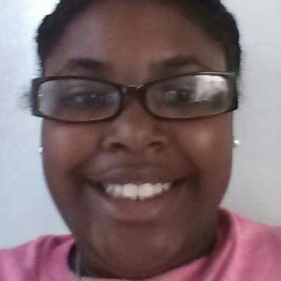 Profile Picture of Brianna Leach (@Qveen_B_Bad) on Twitter