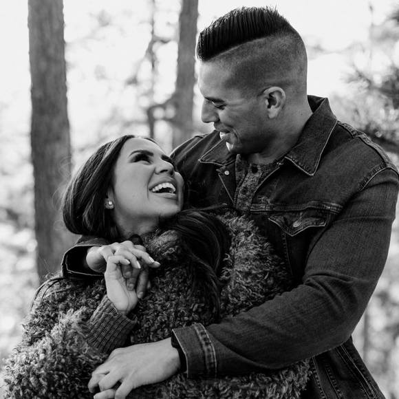 Profile Picture of Velvet Barboan (@vbarboan) on Poshmark