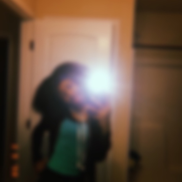 Profile Picture of Nadia Cabbagestalk (@theyloveenyy) on Poshmark