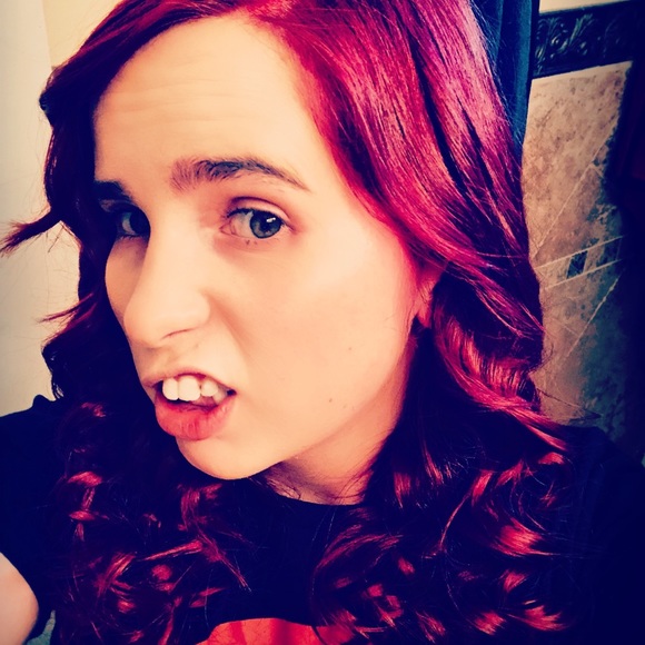 Profile Picture of Dawn Mcconnell (@weeone69) on Poshmark
