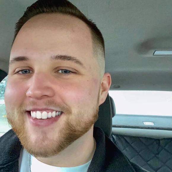 Profile Picture of Cody Luke (@djcluke) on Poshmark