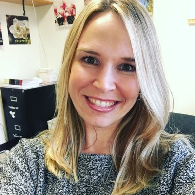 Profile Picture of Jackie Hackett (@jhackettliving) on Twitter