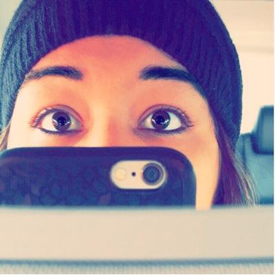 Profile Picture of Iris Cee (@IrisJayCee) on Twitter