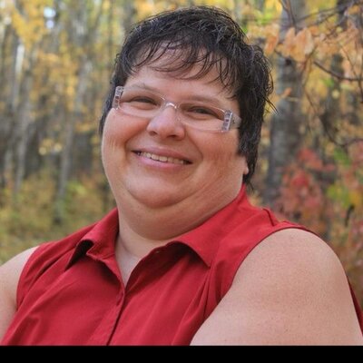 Profile Picture of Janice Snell (@Bluewestjay) on Twitter