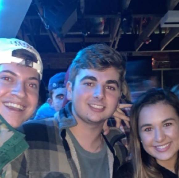 Profile Picture of Greg May (@gregmay) on Poshmark